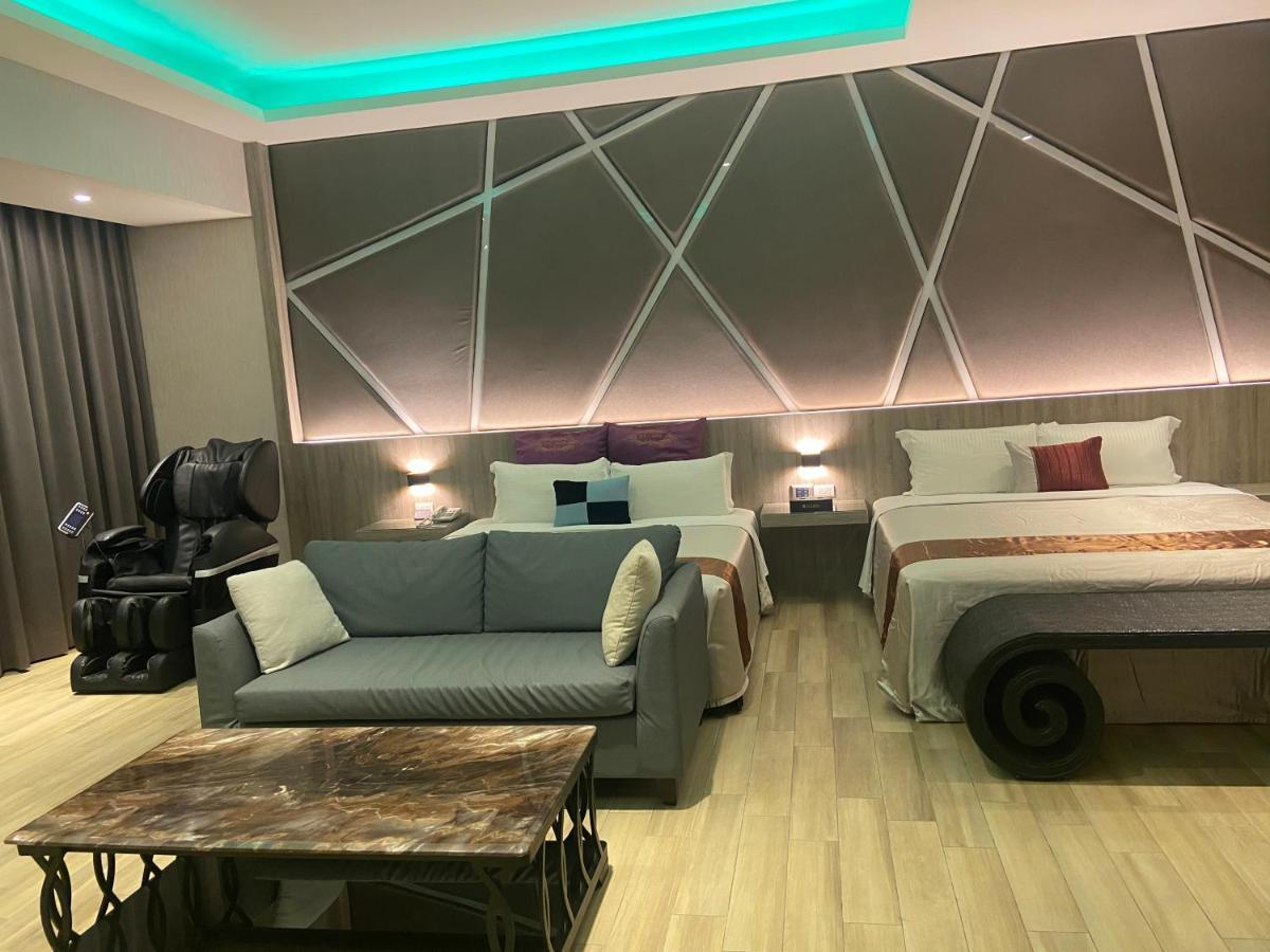 Purple Rainbow Motel Тайбэй Экстерьер фото
