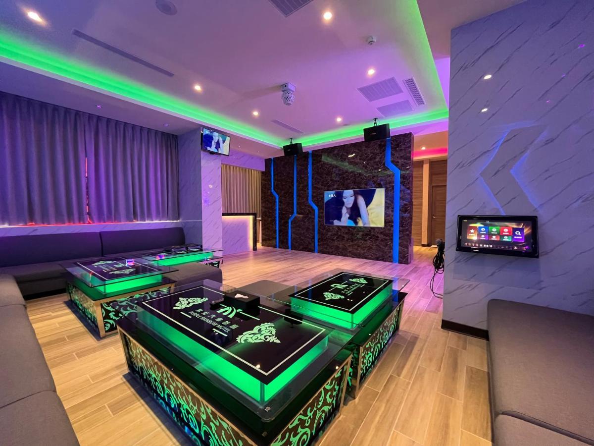 Purple Rainbow Motel Тайбэй Экстерьер фото